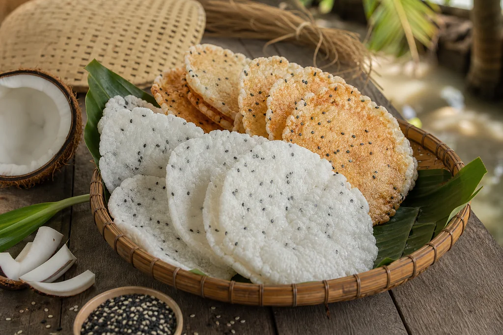 Bánh phồng Sơn Đốc Bến Tre nướng giòn