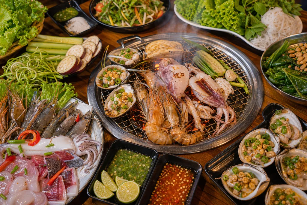 Buffet nướng Việt Nam và hải sản tại TPHCM