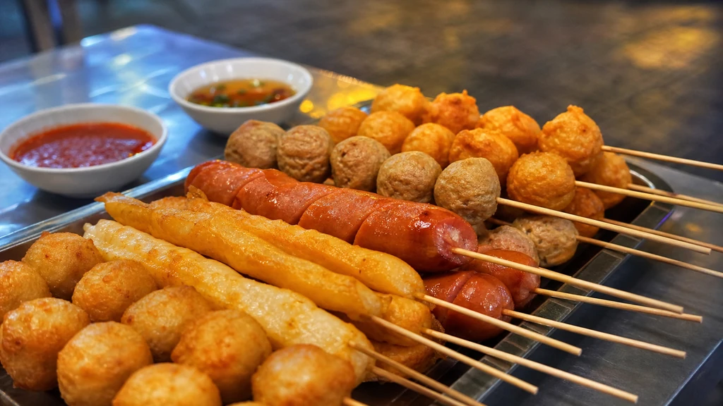 Cá viên chiên món ăn vặt Sài Gòn